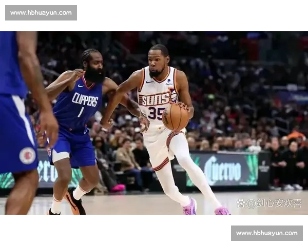 快船对决国王西部强强碰撞胜负悬念引爆焦点之夜季后赛席位争夺战 快船对决国王西部强强碰撞胜负悬念引爆焦点之夜季后赛席位争夺战